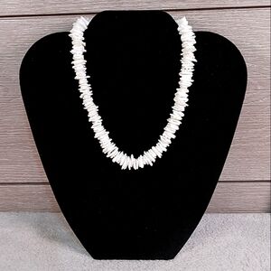 14" White Puka Shell Necklace Hawaiian Surfer Choker Y2K Necklace Beach Barrel